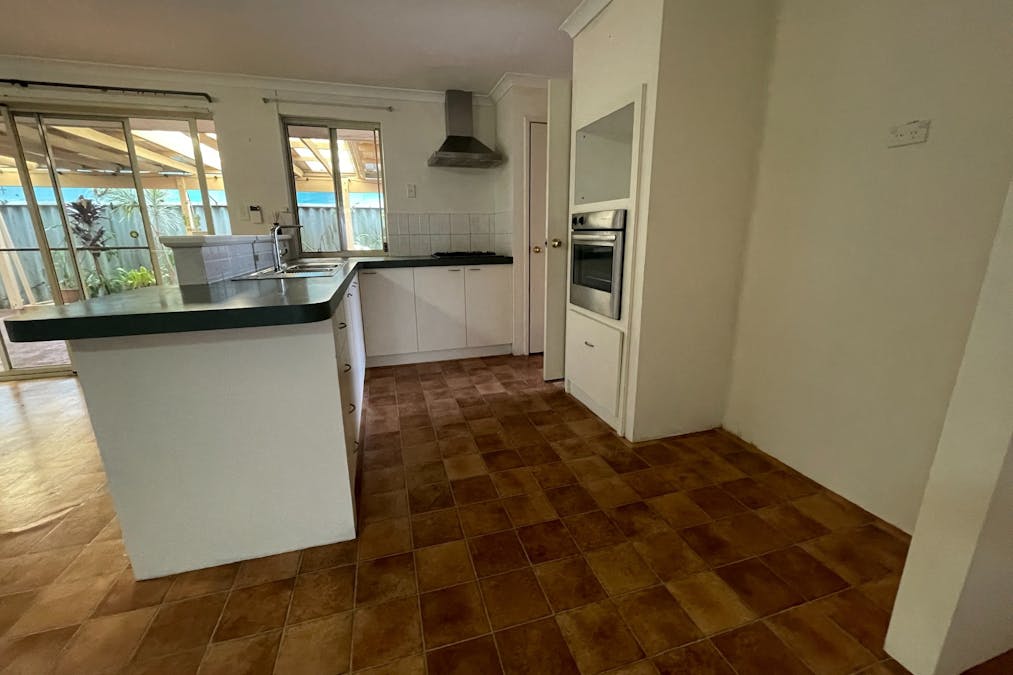 4 Clematis Lane, Glen Iris, WA, 6230 - Image 3