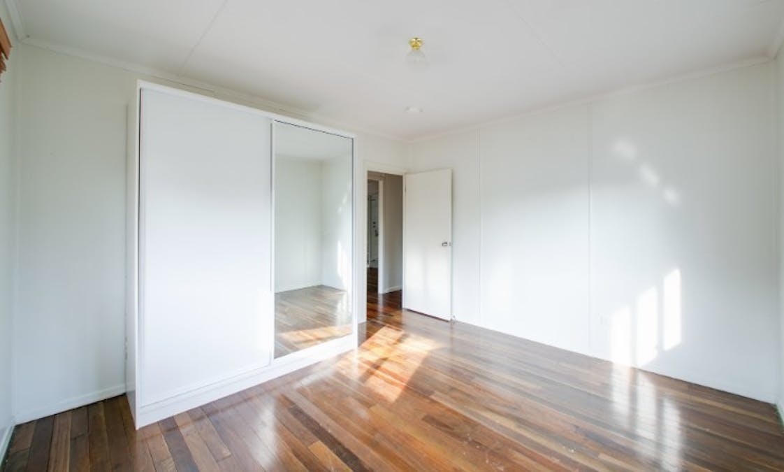 121 Blackall Street, Basin Pocket, QLD, 4305 - Image 8
