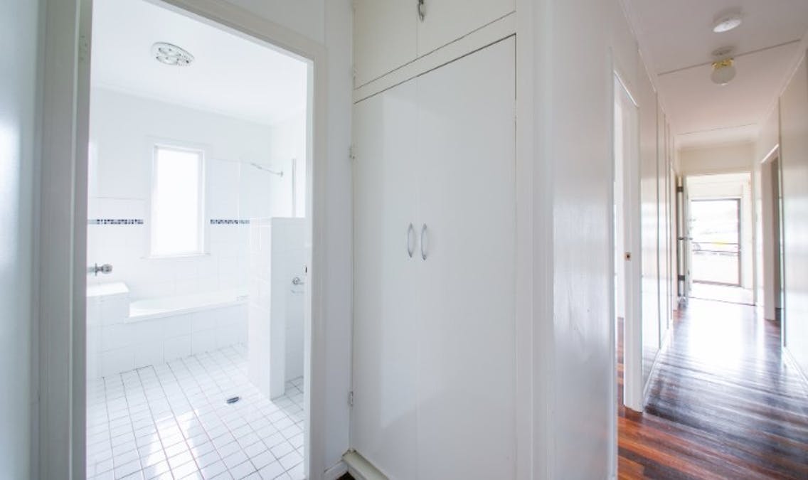 121 Blackall Street, Basin Pocket, QLD, 4305 - Image 10