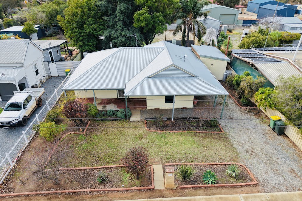 13  White Street, Brookton, WA, 6306 - Image 2