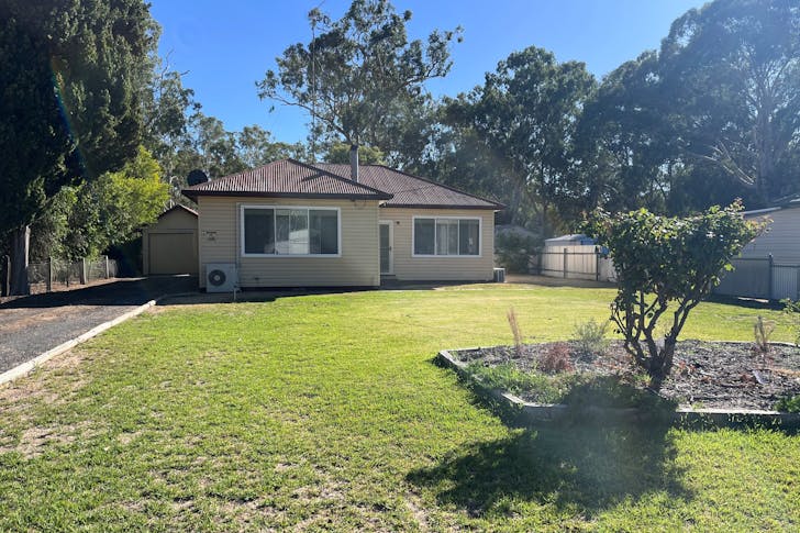 84 Wallace Street, Apsley, VIC, 3319