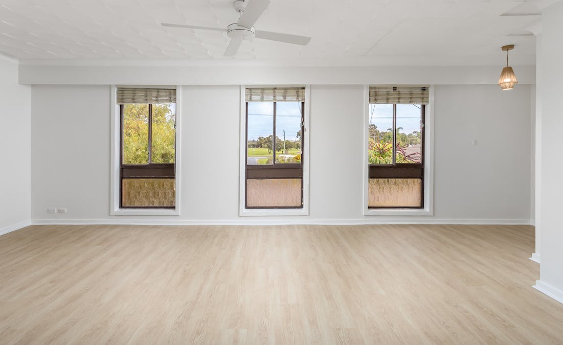 11 Hayward Place, Australind, WA, 6233 - Image 7