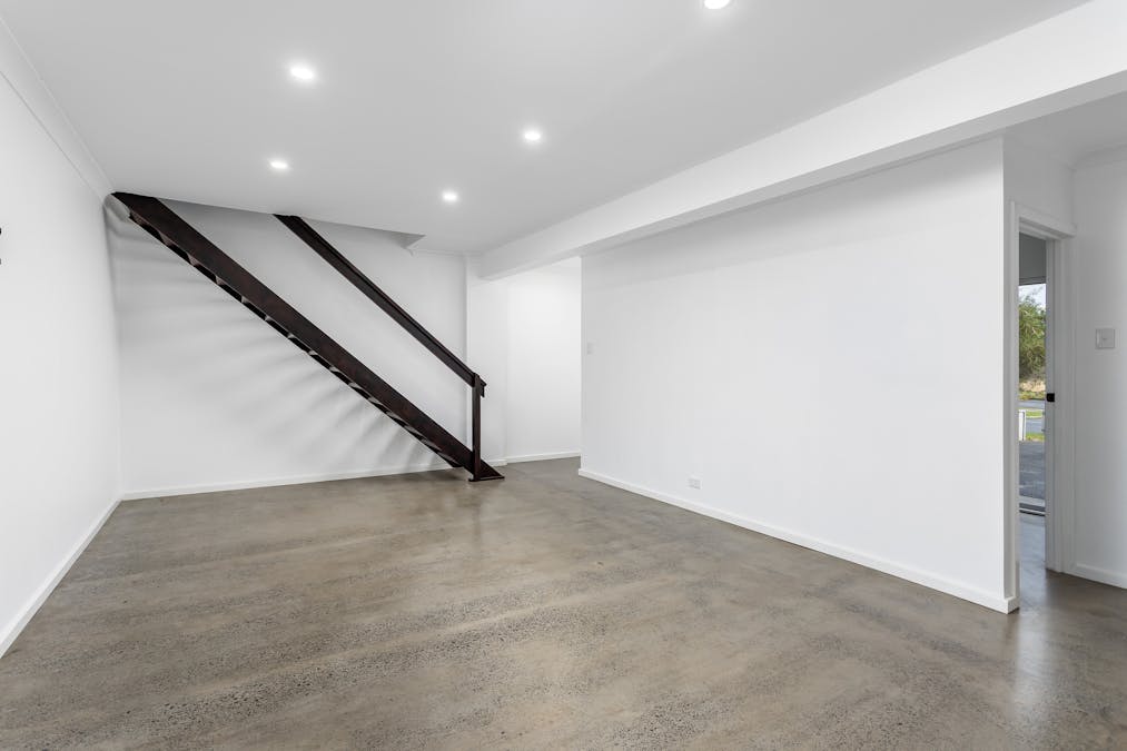 11 Hayward Place, Australind, WA, 6233 - Image 18