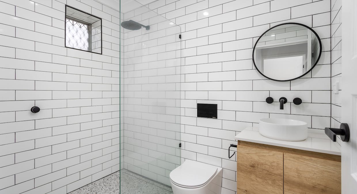 11 Hayward Place, Australind, WA, 6233 - Image 4