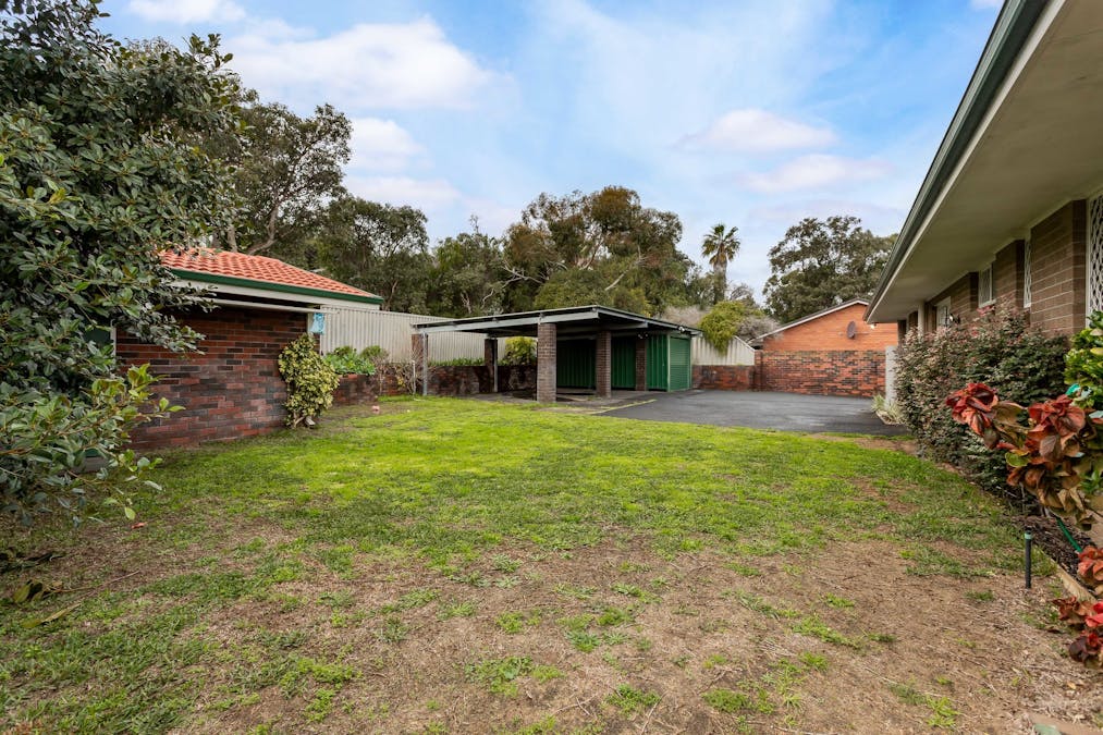11 Hayward Place, Australind, WA, 6233 - Image 26