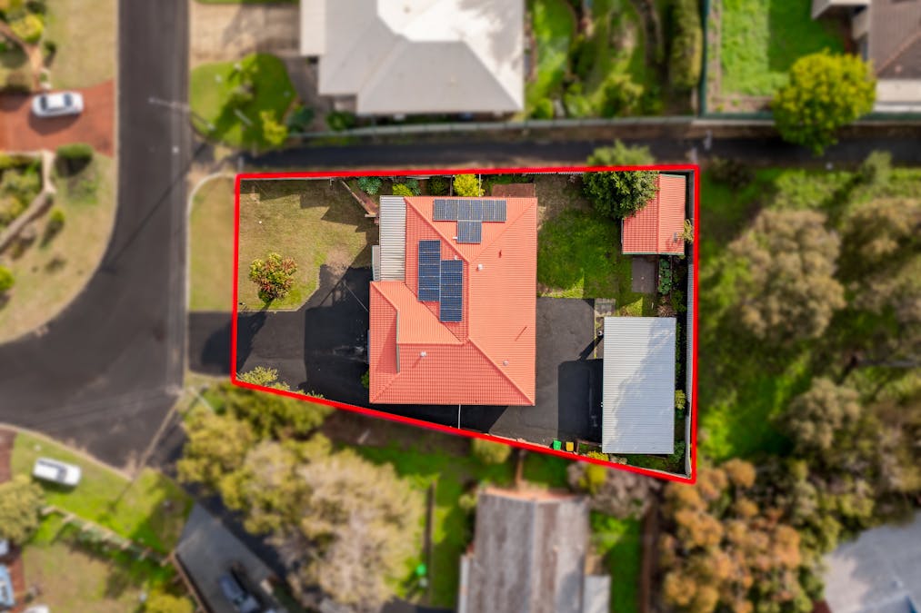 11 Hayward Place, Australind, WA, 6233 - Image 28