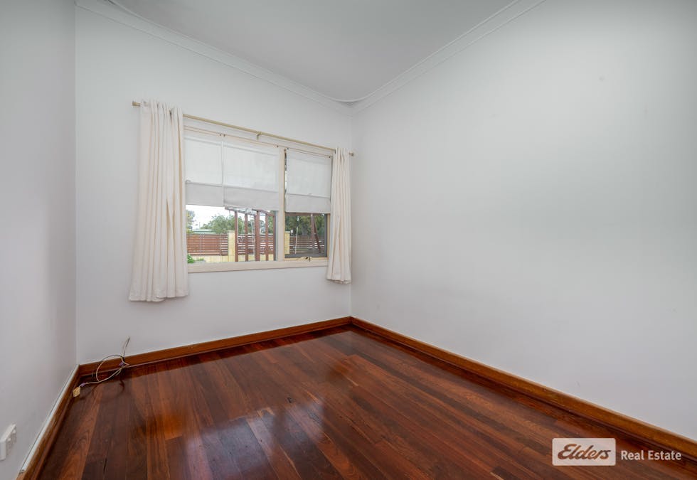 8A Farris Street, Rockingham, WA, 6168 - Image 10