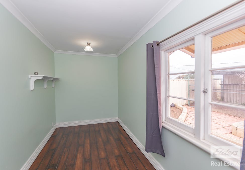 86 Kennedy Street, Northam, WA, 6401 - Image 13