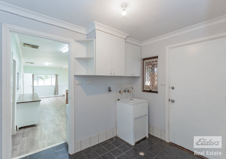 86 Kennedy Street, Northam, WA, 6401 - Image 17