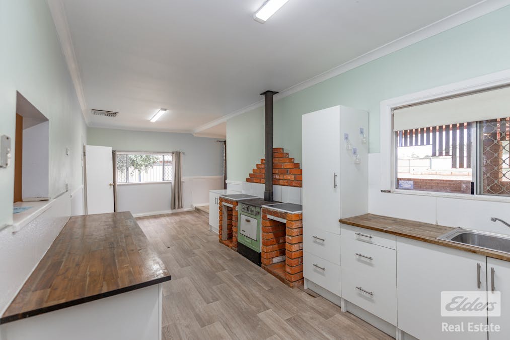 86 Kennedy Street, Northam, WA, 6401 - Image 7