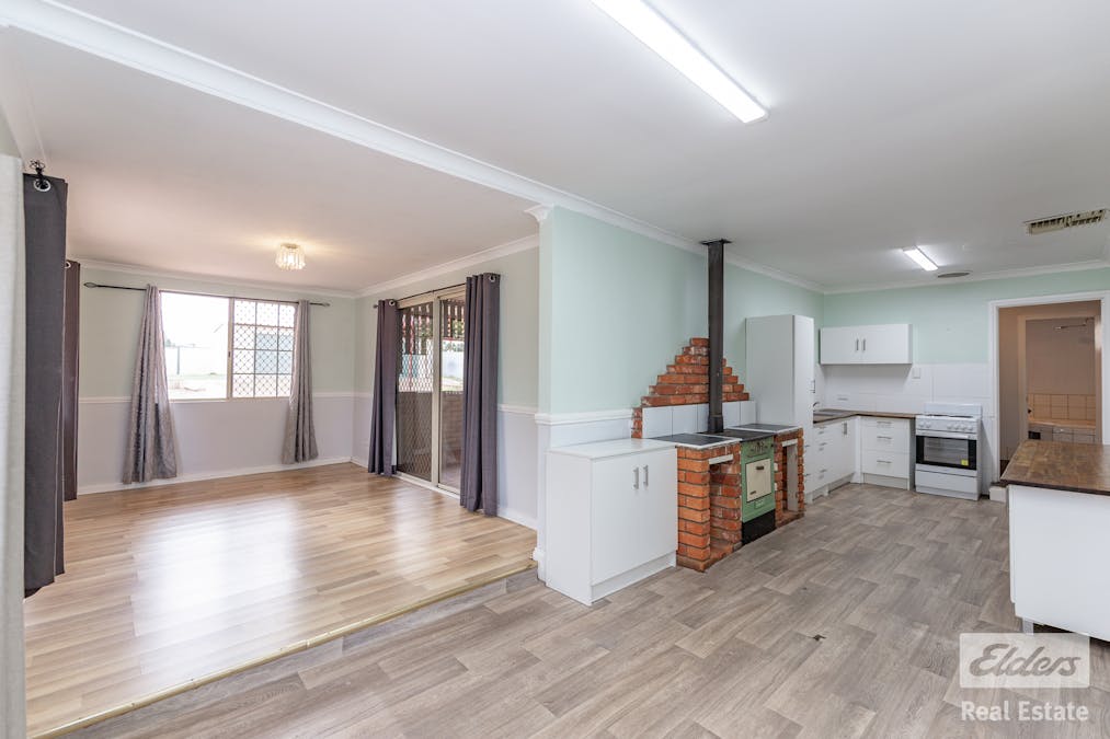 86 Kennedy Street, Northam, WA, 6401 - Image 8