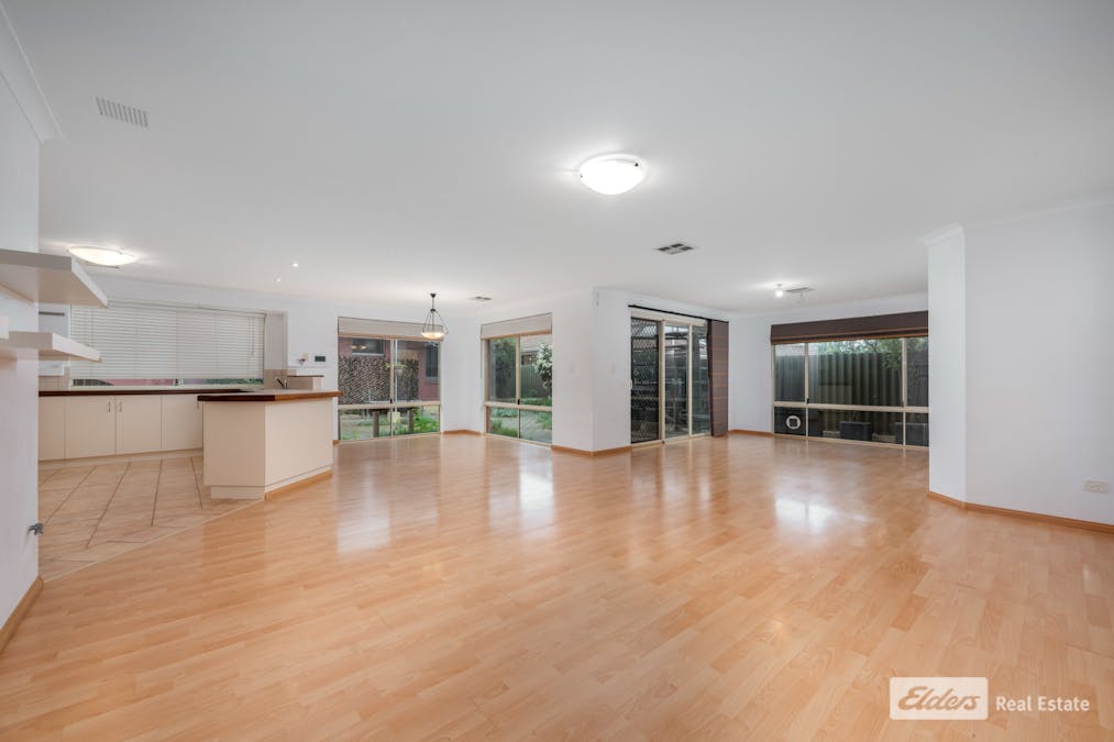 8B Farris Street, Rockingham, WA, 6168 - Image 4
