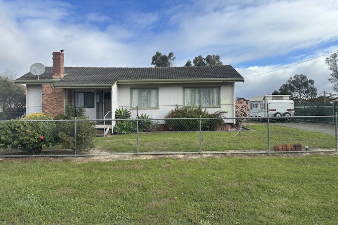 13 House Street, Gnowangerup, WA, 6335 - Image 1