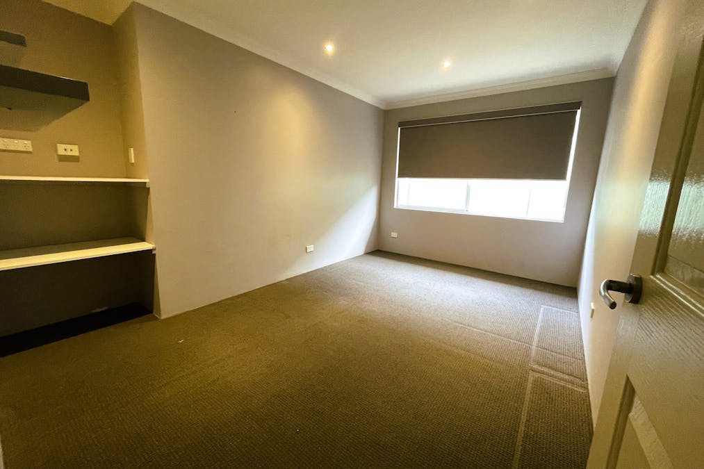 19 Heatherglen Road, Australind, WA, 6233 - Image 16