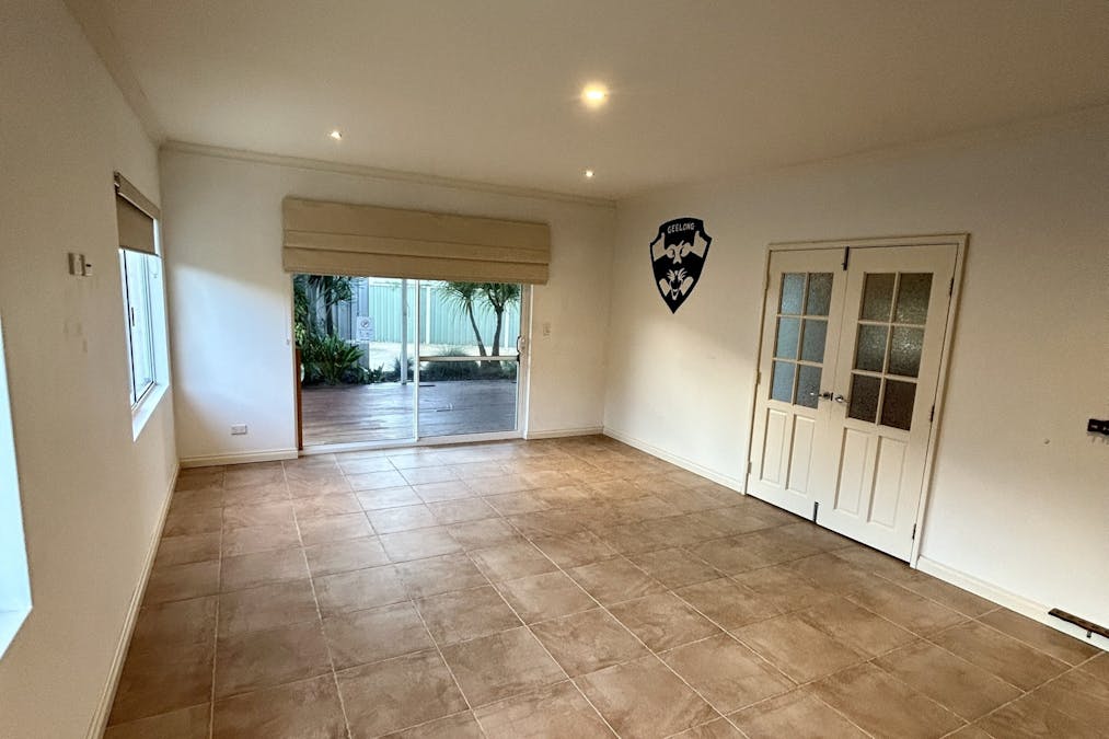19 Heatherglen Road, Australind, WA, 6233 - Image 4
