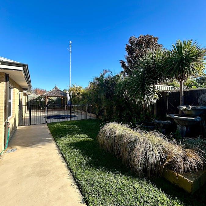 19 Heatherglen Road, Australind, WA, 6233 - Image 16