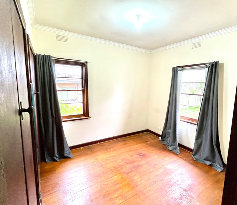 13 Carmichael Street, Casterton, VIC, 3311 - Image 6