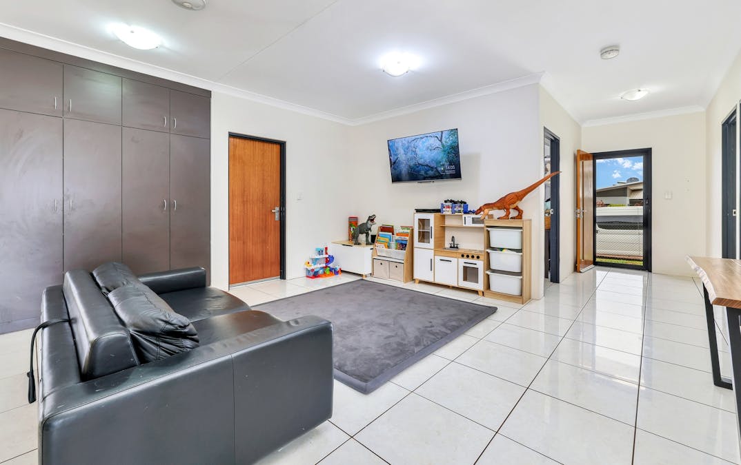 17 Flinders Street, Johnston, NT, 0832 - Image 4
