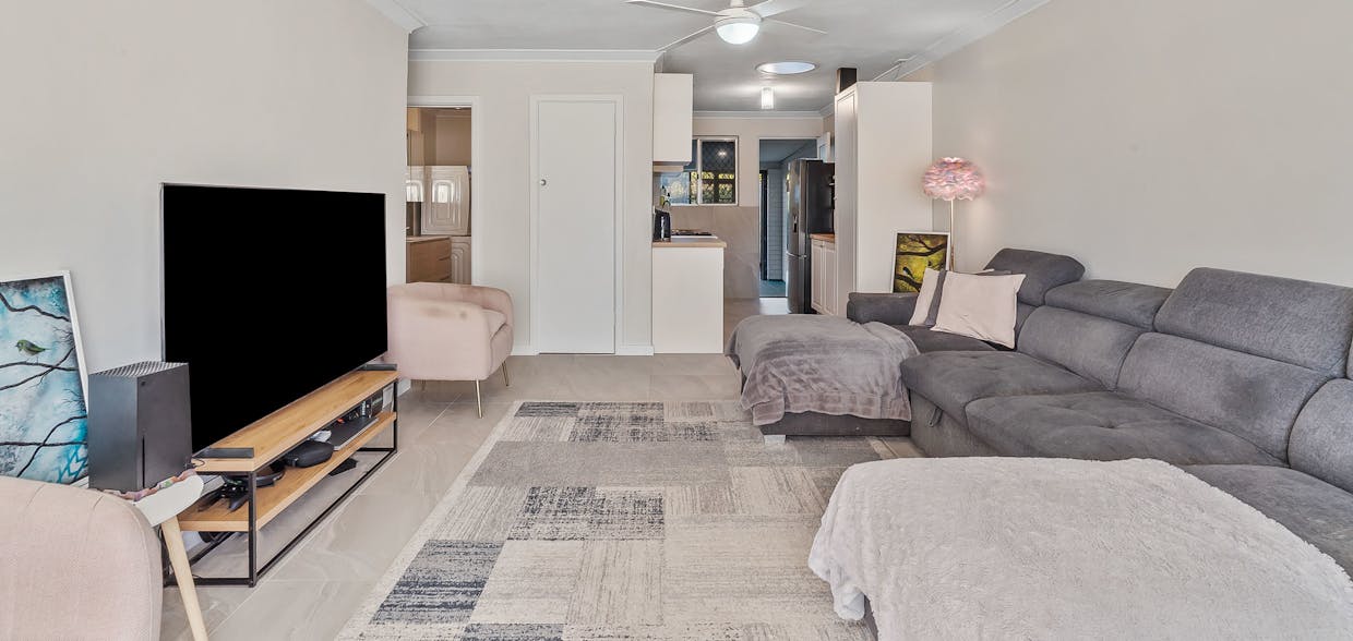 2/95 Rae Road, Safety Bay, WA, 6169 - Image 2