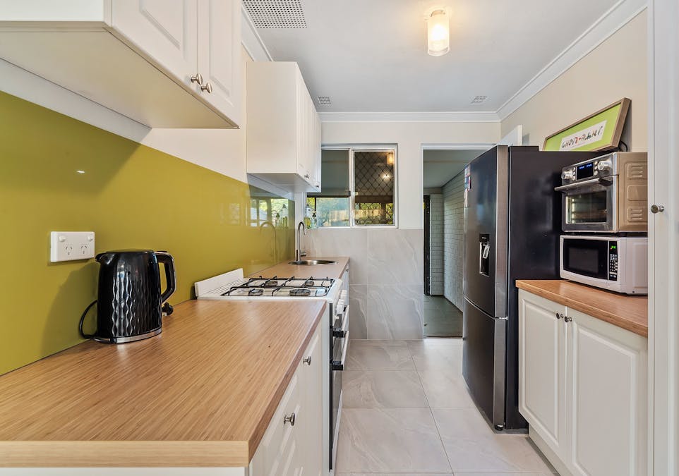 2/95 Rae Road, Safety Bay, WA, 6169 - Image 8