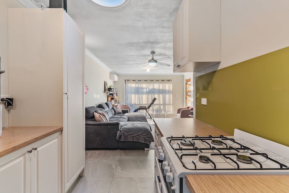 2/95 Rae Road, Safety Bay, WA, 6169 - Image 11