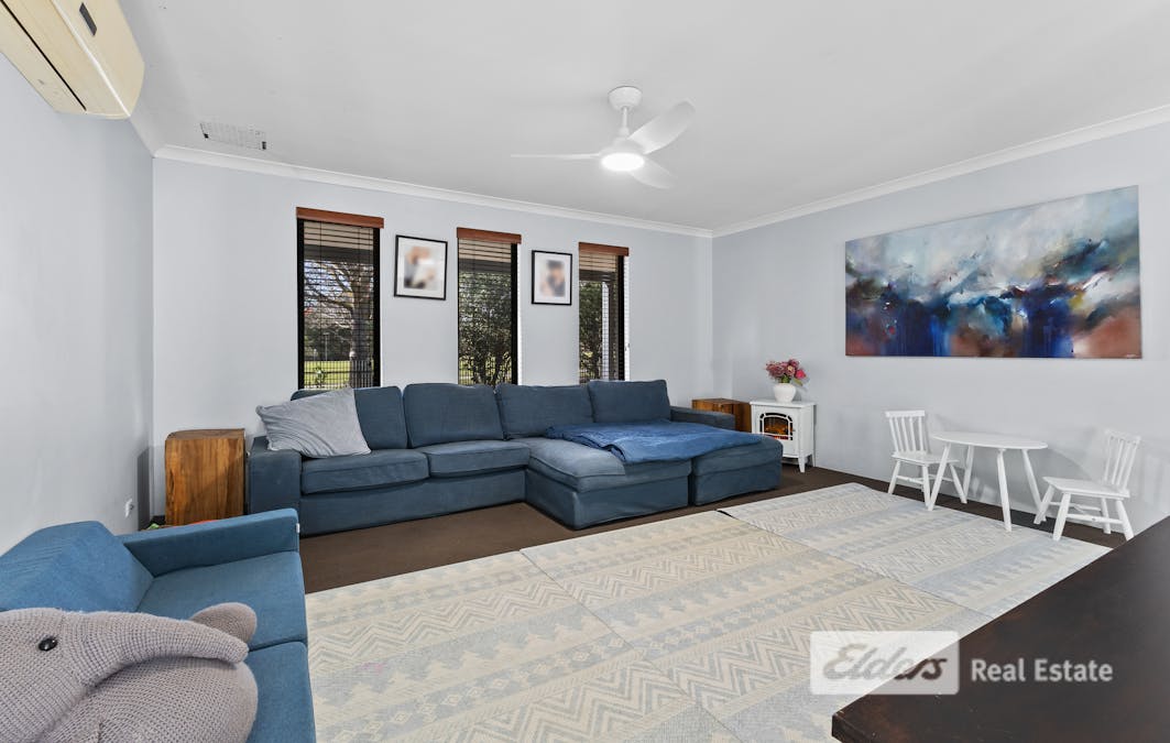 61 Kingston Drive, Australind, WA, 6233 - Image 8