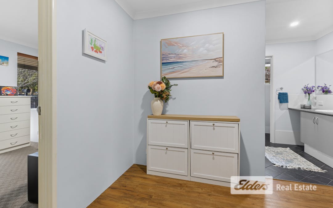 61 Kingston Drive, Australind, WA, 6233 - Image 18