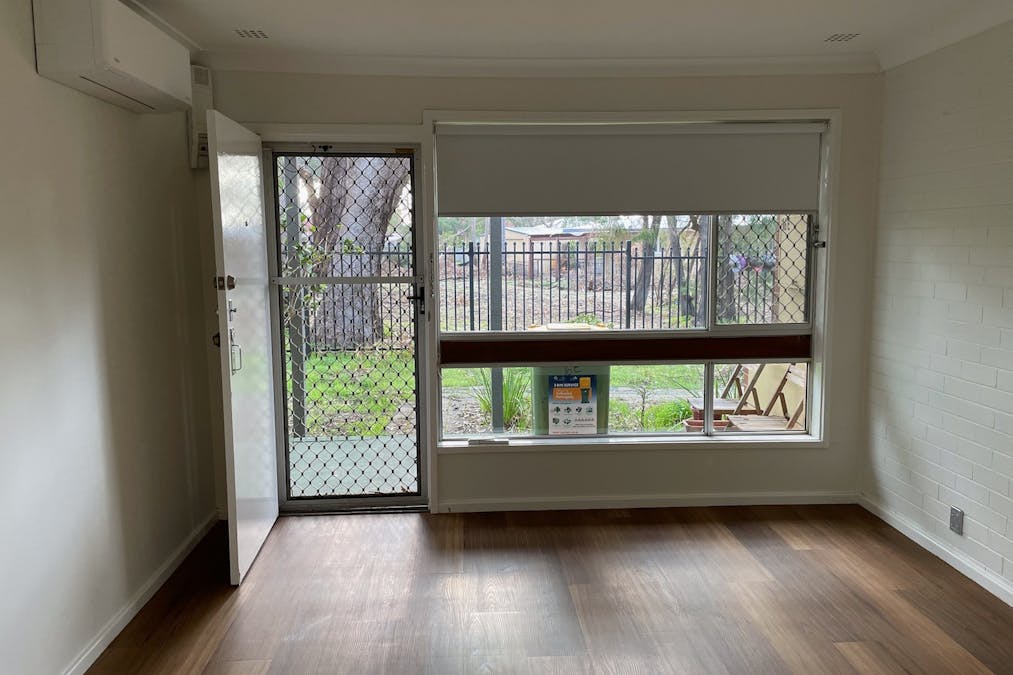 16E Stallard Place, Withers, WA, 6230 - Image 3