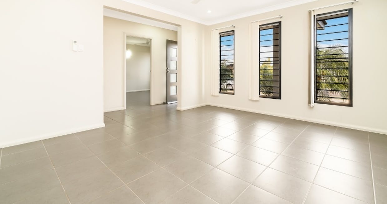 12 Henschke Street, Bellamack, NT, 0832 - Image 2