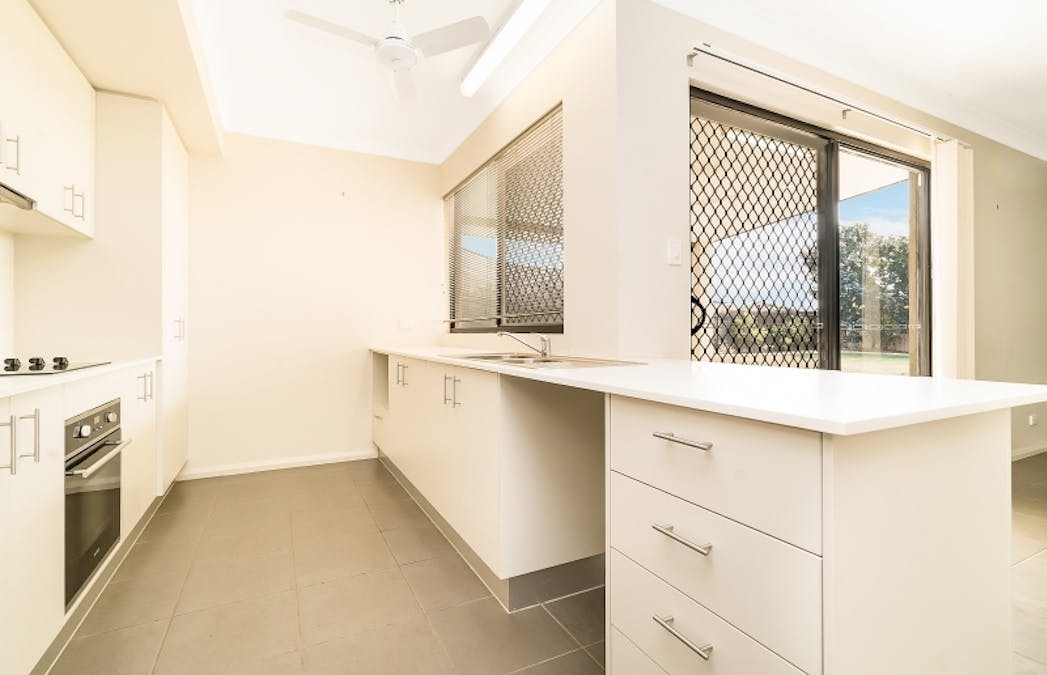 12 Henschke Street, Bellamack, NT, 0832 - Image 4