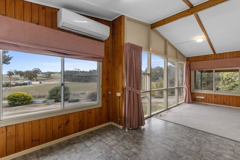 160 Farrell Flat Road, Clare, SA, 5453 - Image 7