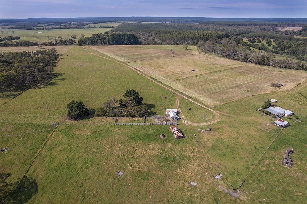 499 East Greenwald Road, Greenwald, VIC, 3304 - Image 10