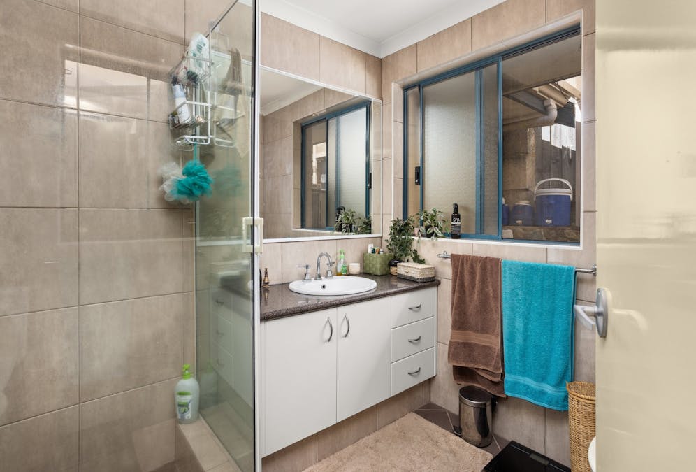 16 Christchurch Place, College Grove, WA, 6230 - Image 6