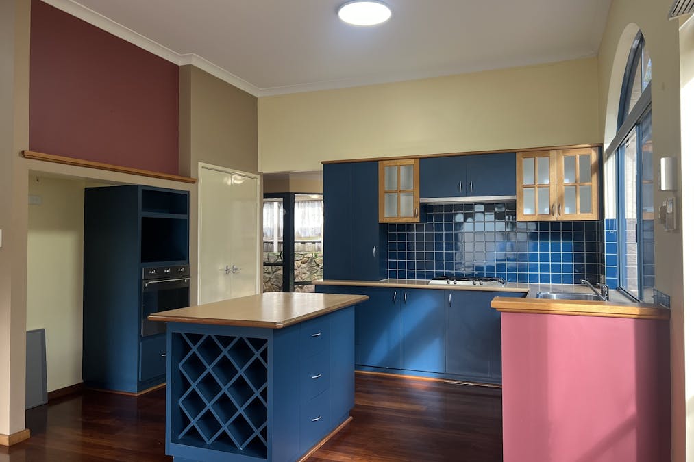 16 Christchurch Place, College Grove, WA, 6230 - Image 6