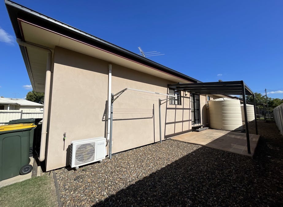 2/11 Patrick Street, Dalby, QLD, 4405 - Image 3