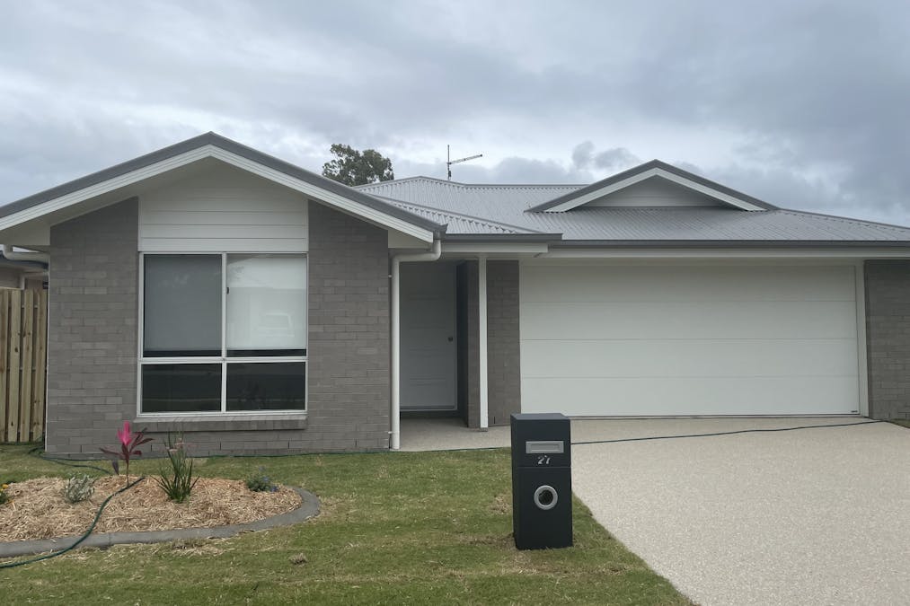 27  Bulimba Street, Tannum Sands, QLD, 4680 - Image 1