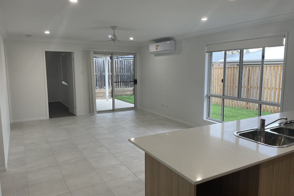 27  Bulimba Street, Tannum Sands, QLD, 4680 - Image 4