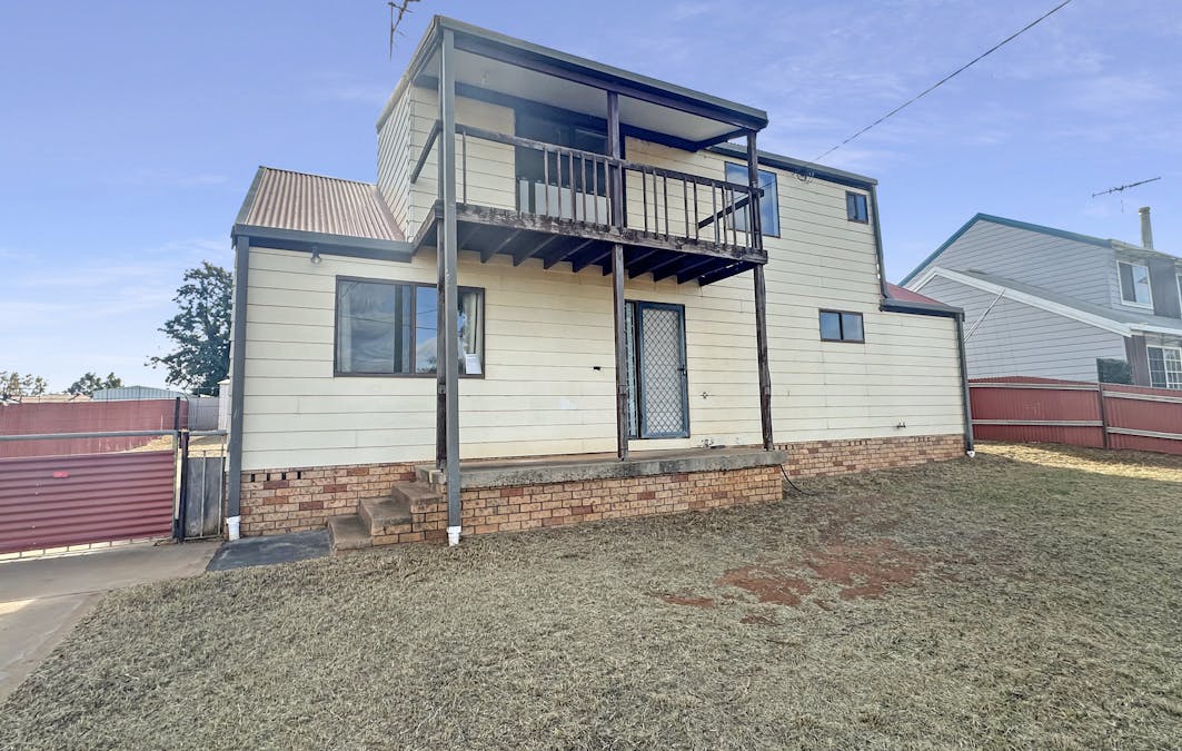 20 Wattle Drive, Cobar, NSW, 2835 - Image 1