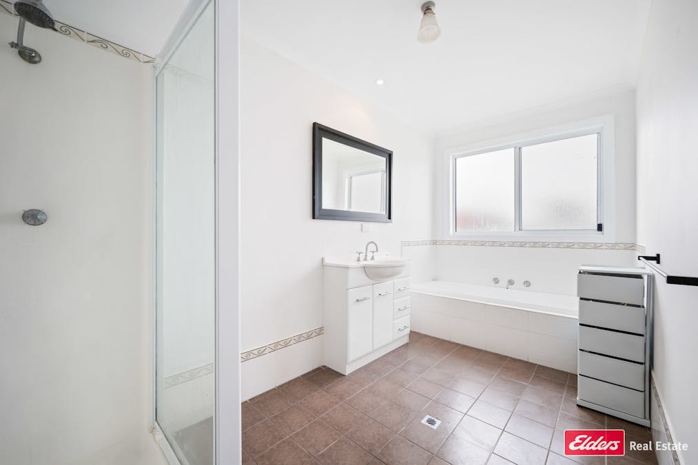 1 Watson Street, Kingston Se, SA, 5275 - Image 11