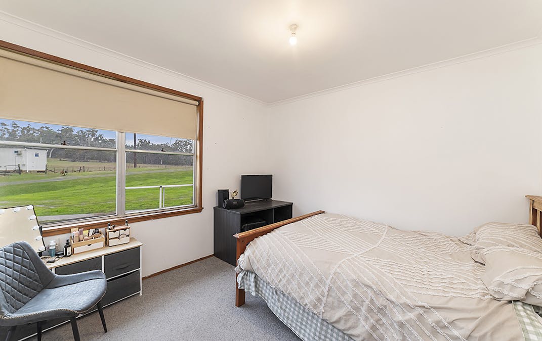 44 Scott Street, Cavendish, VIC, 3314 - Image 9