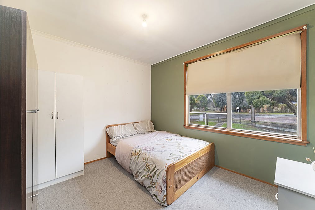 44 Scott Street, Cavendish, VIC, 3314 - Image 8