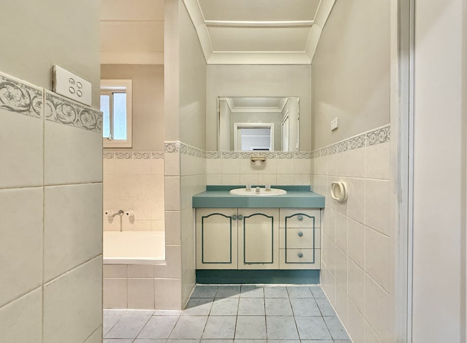 55 Hilda Street, Forbes, NSW, 2871 - Image 12
