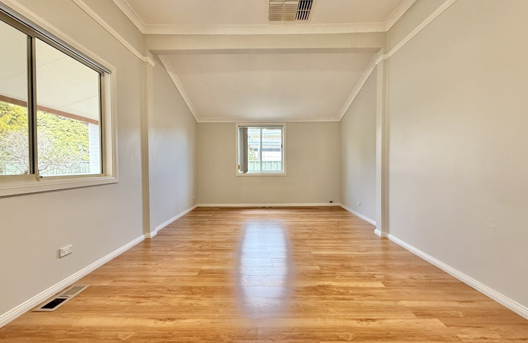 55 Hilda Street, Forbes, NSW, 2871 - Image 2