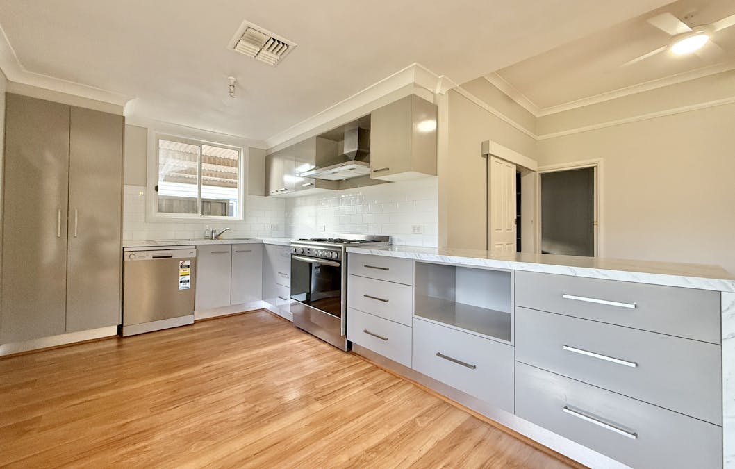 55 Hilda Street, Forbes, NSW, 2871 - Image 5
