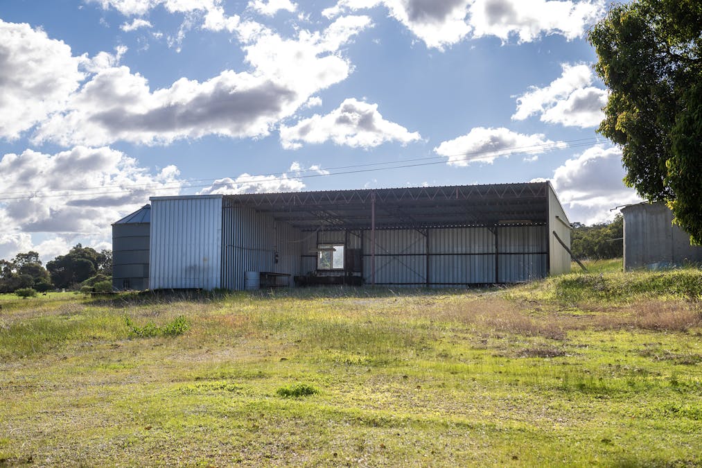 LOT 5603 GREAT NORTHERN Highway, Chittering, WA, 6084 - Image 21