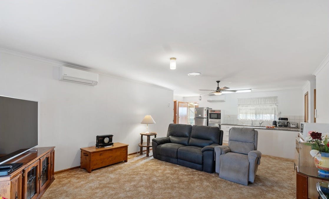 2/4 Margate Avenue, Hayborough, SA, 5211 - Image 3