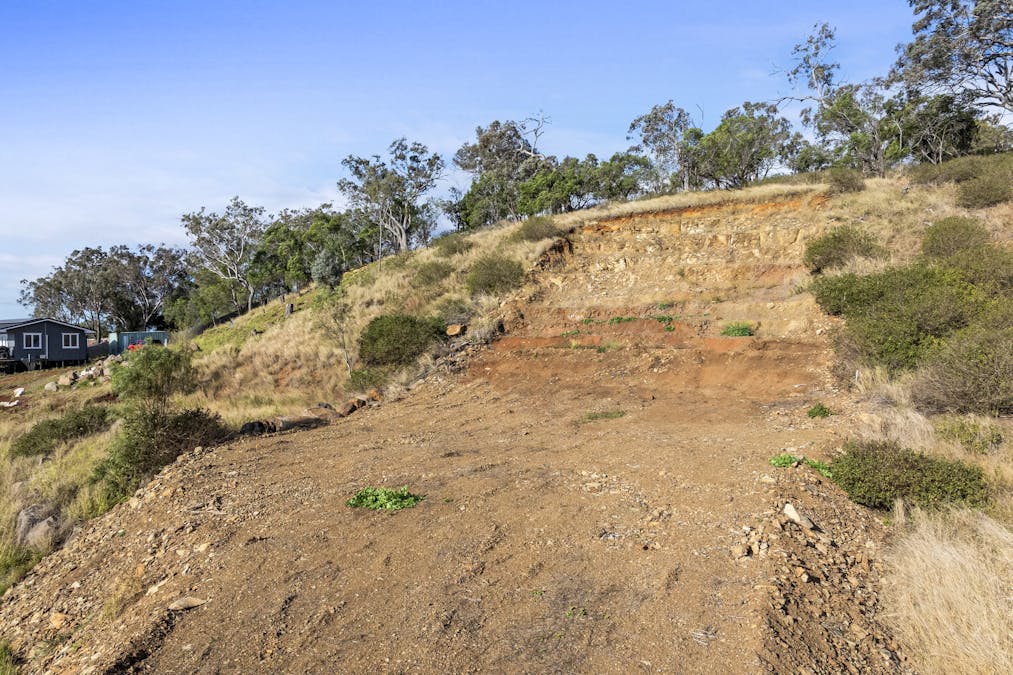 16 Mountain View Drive, Oakey, QLD, 4401 - Image 4