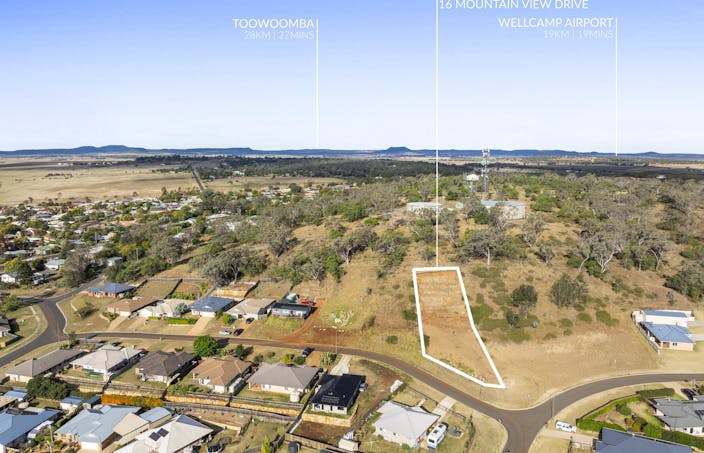 16 Mountain View Drive, Oakey, QLD, 4401 - Image 1