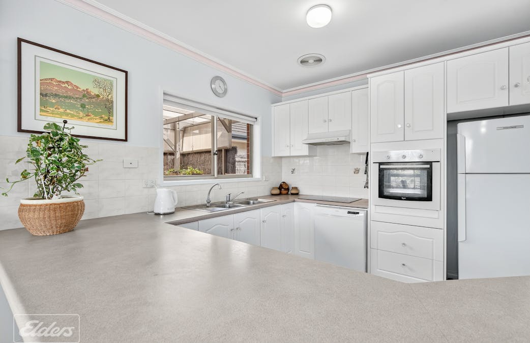 54 Lakeside Circuit, Encounter Bay, SA, 5211 - Image 17