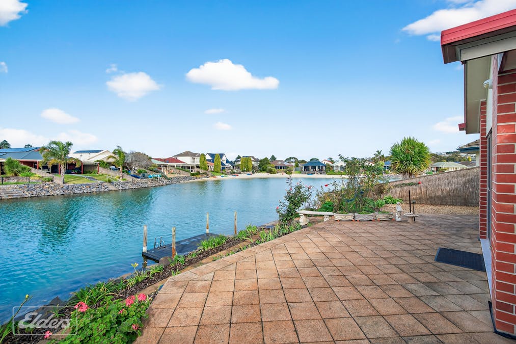 54 Lakeside Circuit, Encounter Bay, SA, 5211 - Image 9